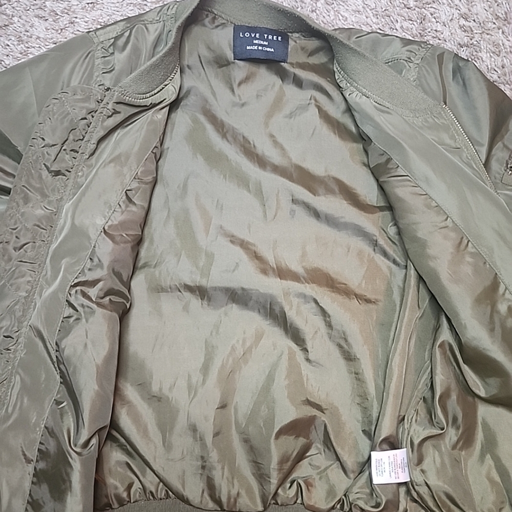 Love Tree Olive Green Floral Embroidered Bomber Jacket. Size Medium - Picture 6 of 12
